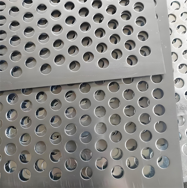 存放沖孔鋁單板的技巧