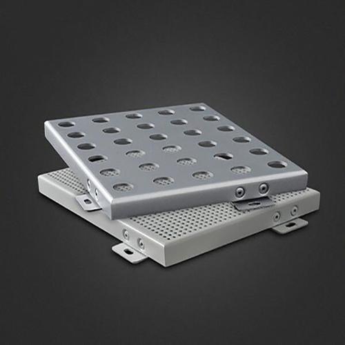 鋁單板的創(chuàng)新工藝與環(huán)保特性